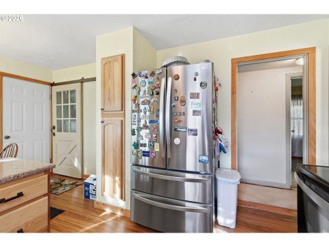 Tiny photo for 76306 Jasper Dr, Oakridge, OR 97463 (MLS # 175487498)