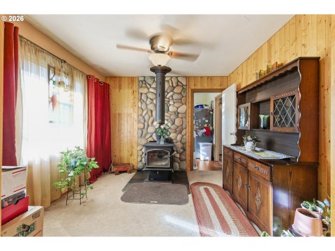 Tiny photo for 76306 Jasper Dr, Oakridge, OR 97463 (MLS # 175487498)