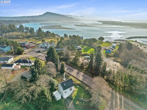 4805 LEONARD ST Netarts OR 97143