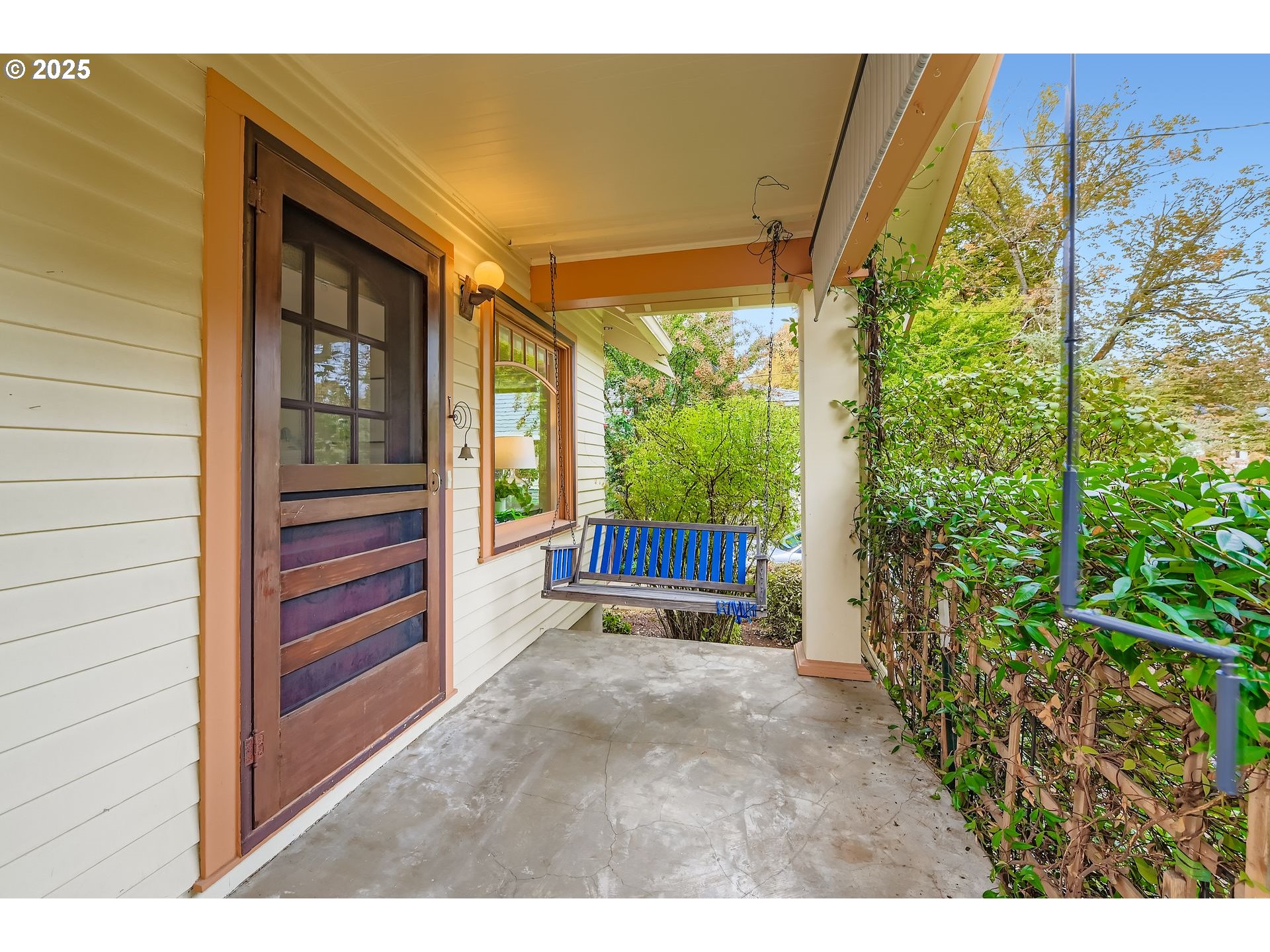 2545 NE 37TH AVE