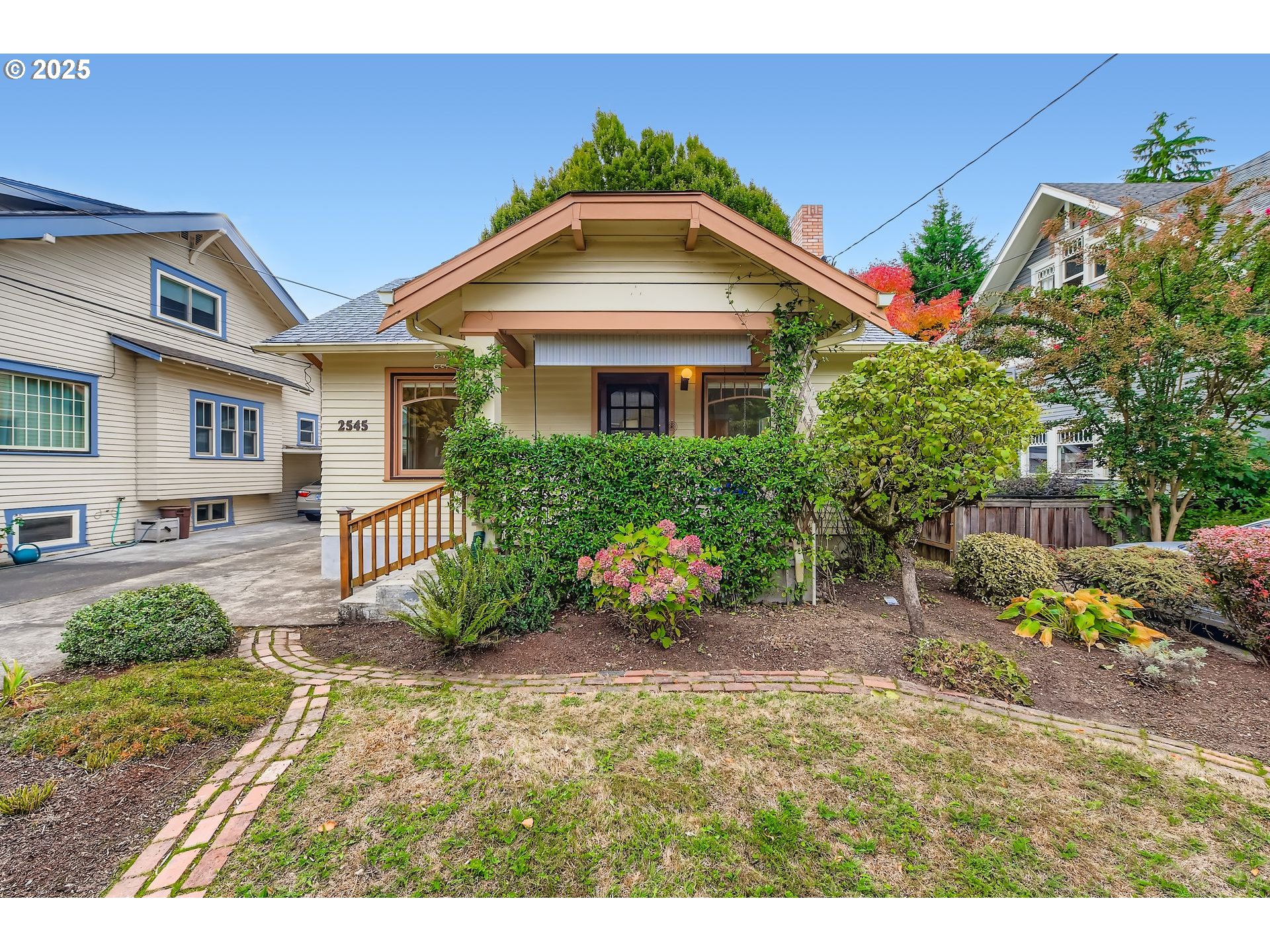 2545 NE 37TH AVE