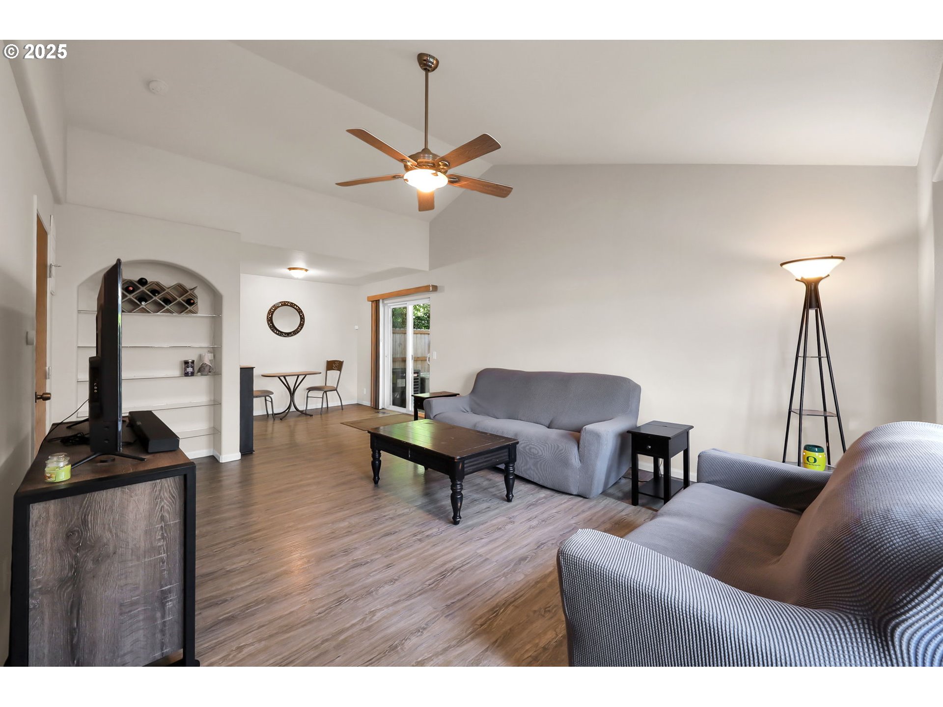 759 RIVER RD
