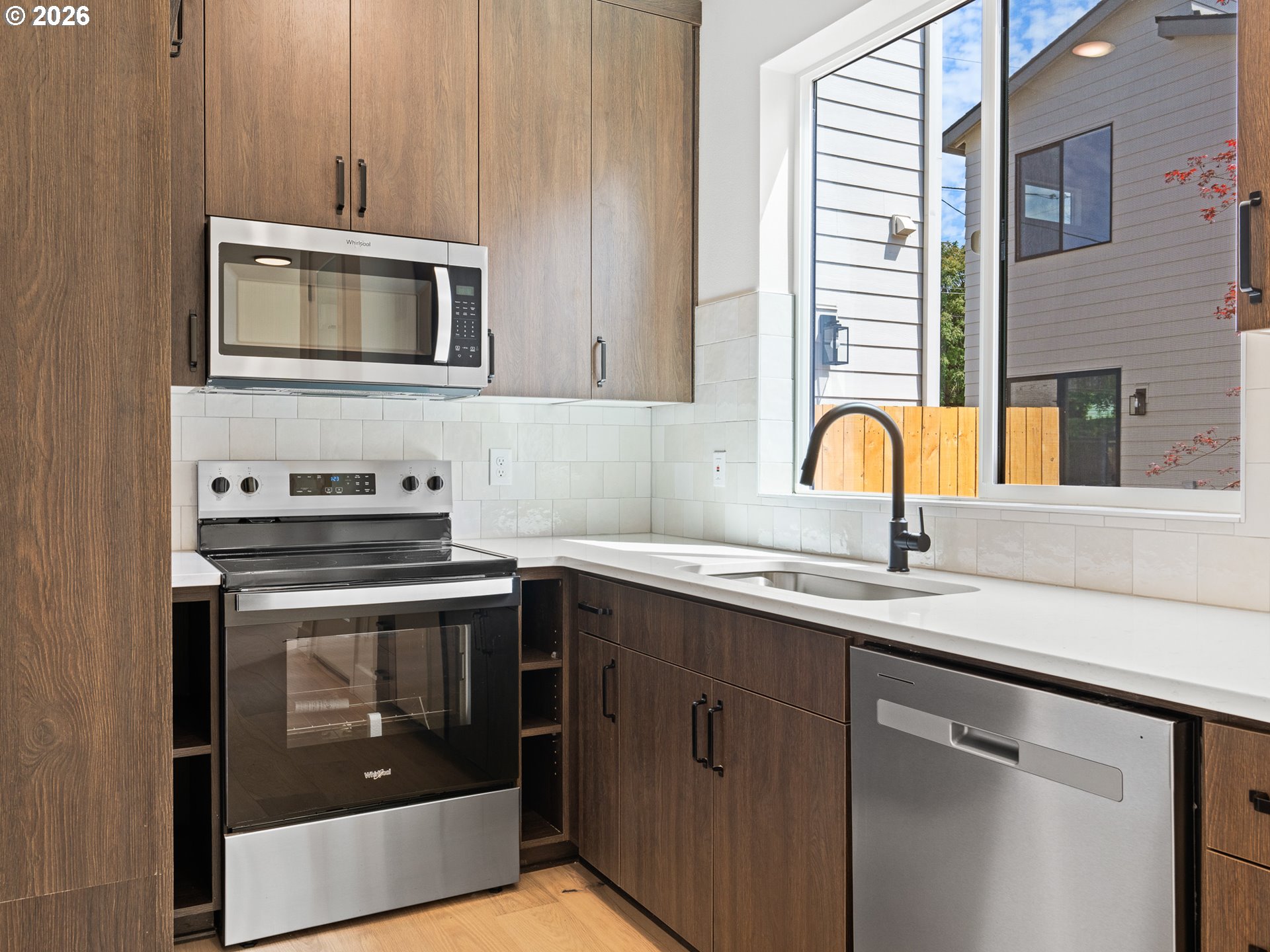 3215 SE 28th AVE