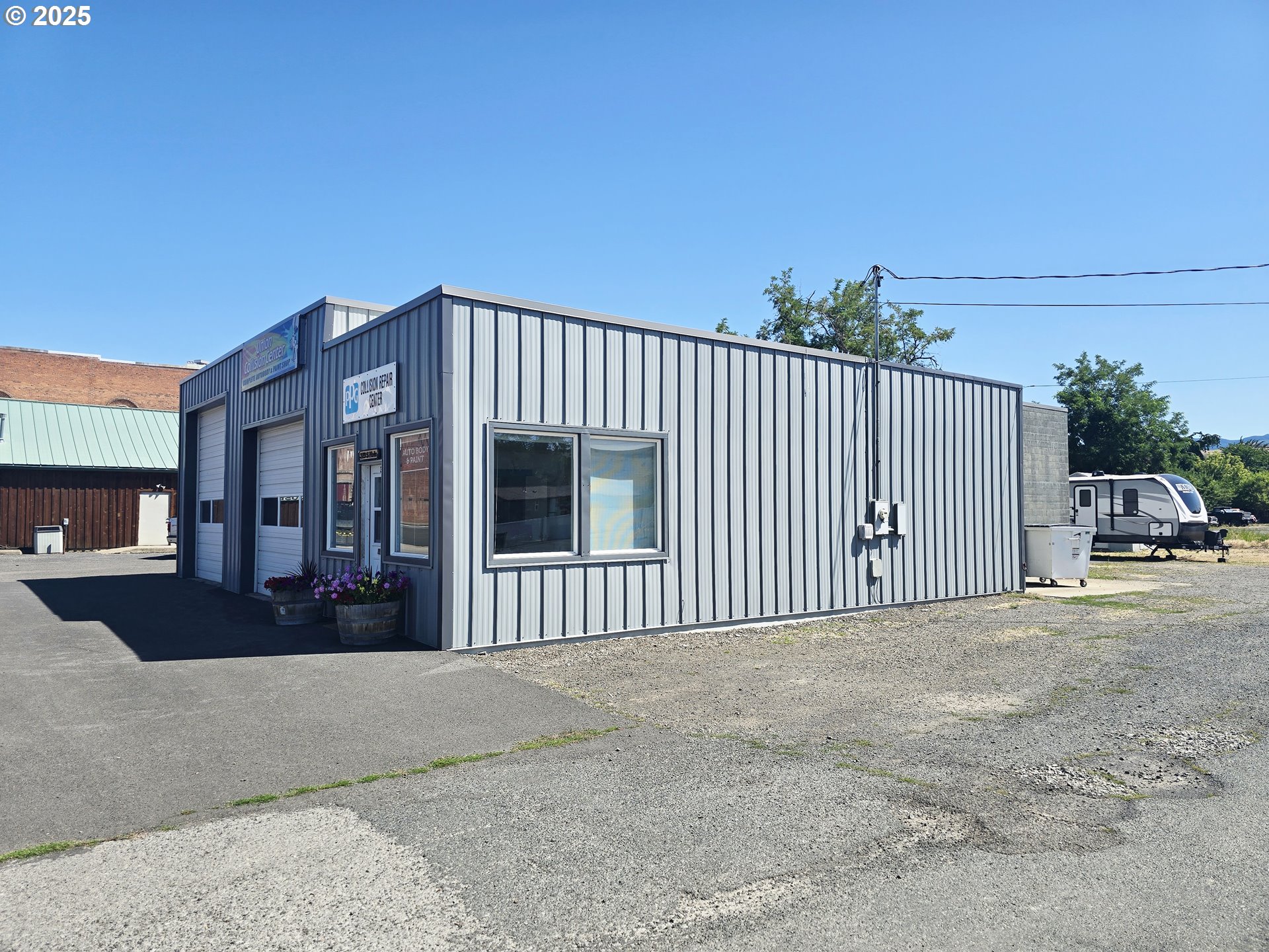 379 S MAIN ST