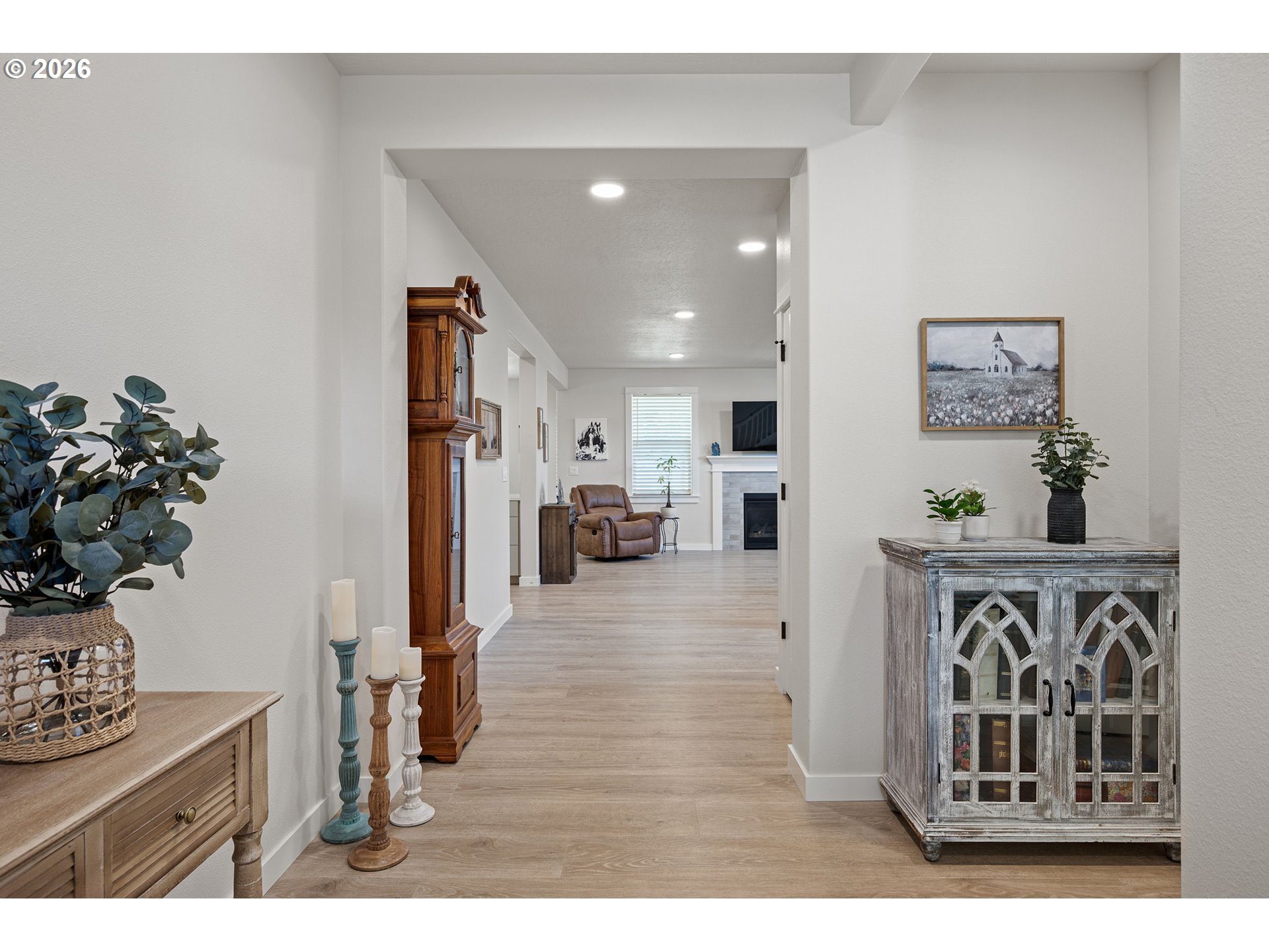 5094 CEDAR VIEW DR