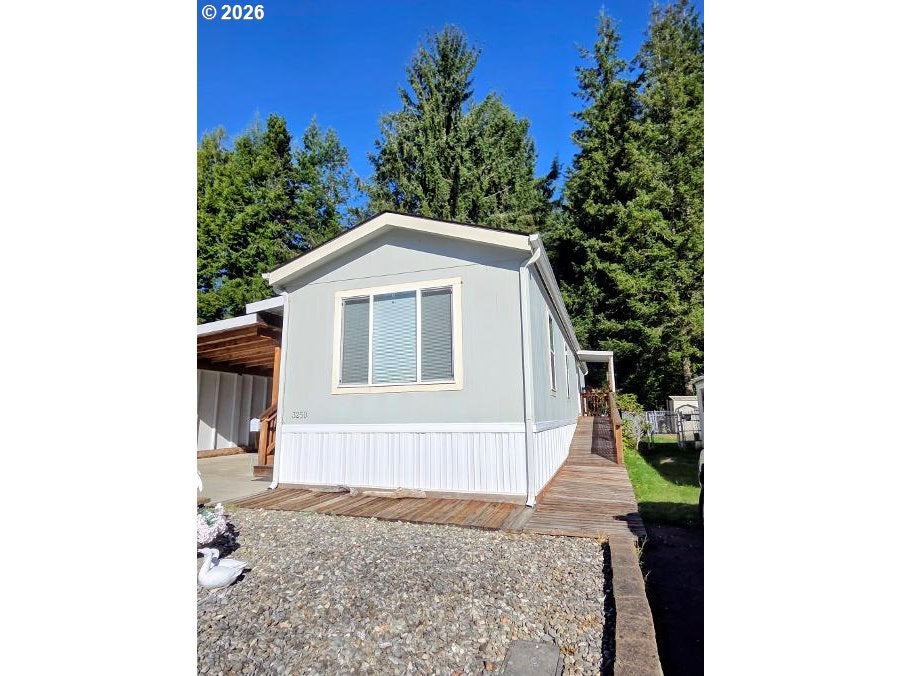 3250 SANDPIPER DR