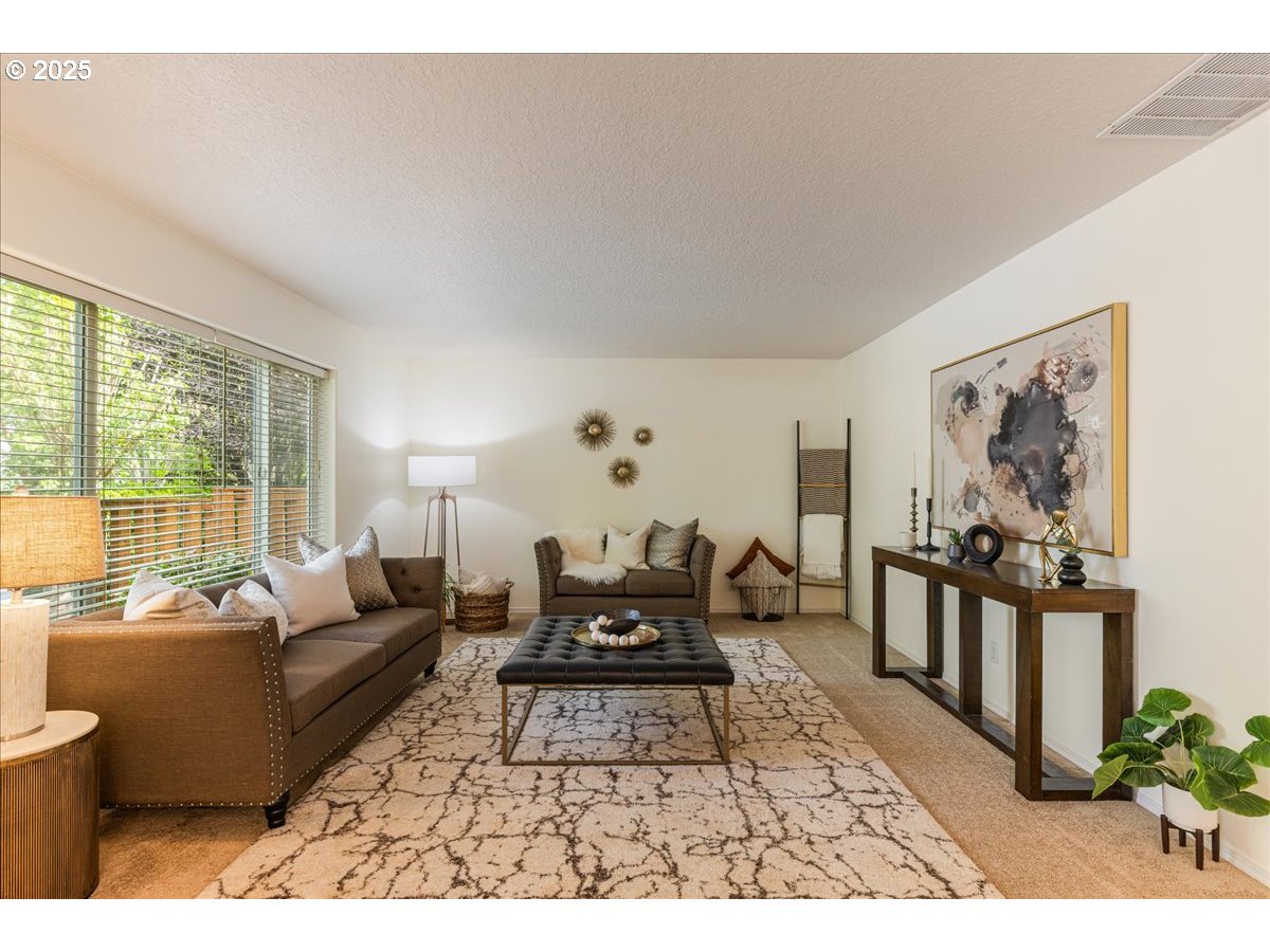 4511 NW BOBCAT PL