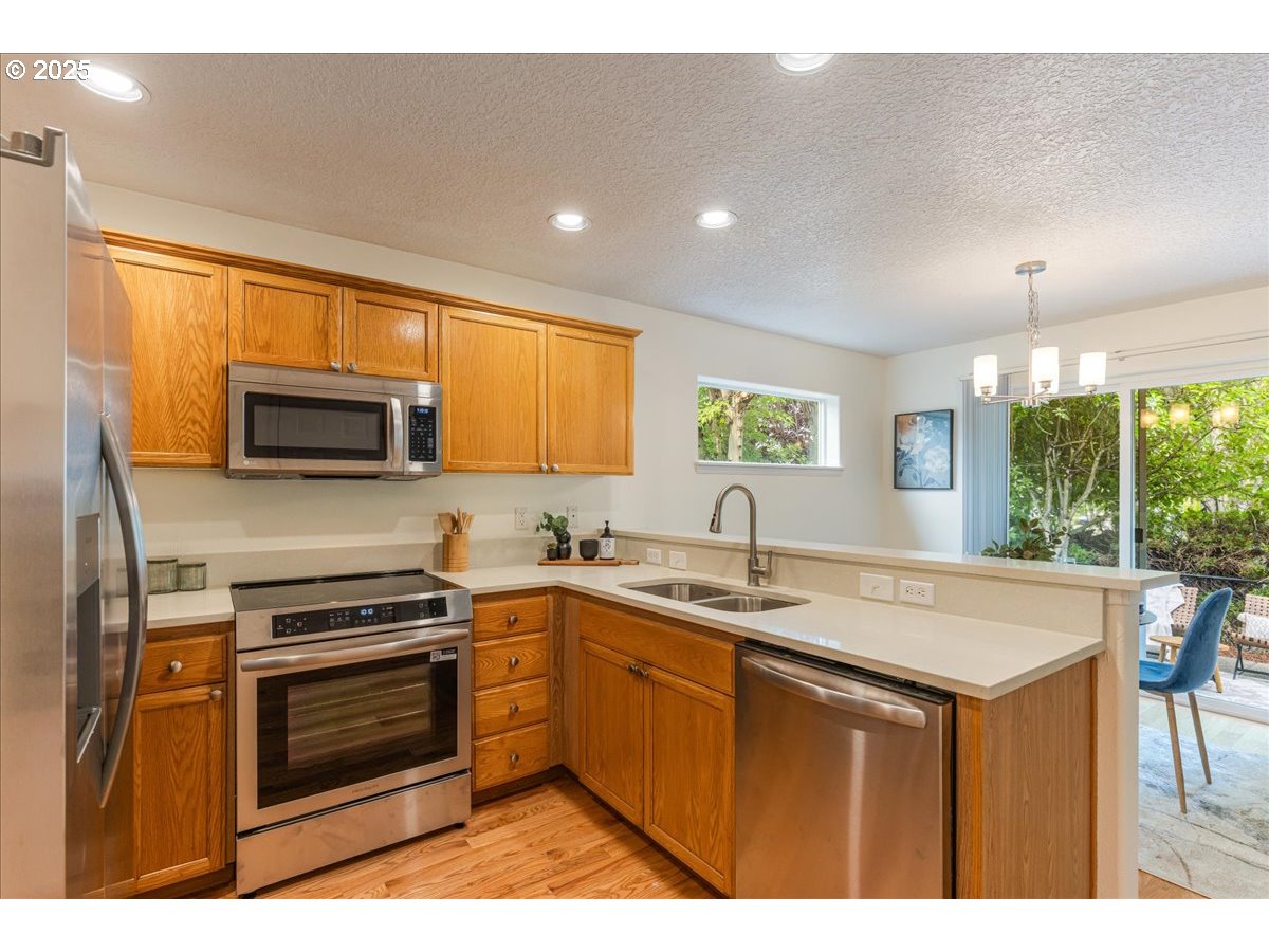 4511 NW BOBCAT PL