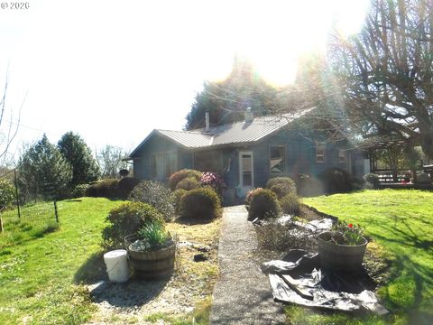 56710 DILLARD DR Coquille OR 97423