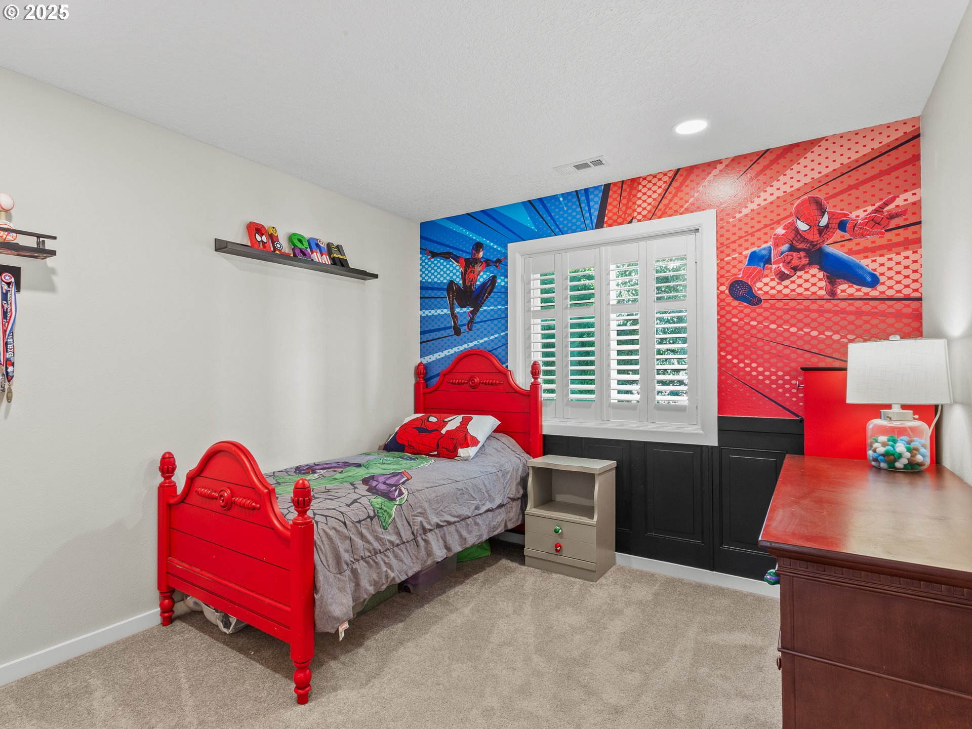 Vancouver, Washington 98686, United States, 4 Bedrooms Bedrooms, ,3 BathroomsBathrooms,Residential,Pending,215942