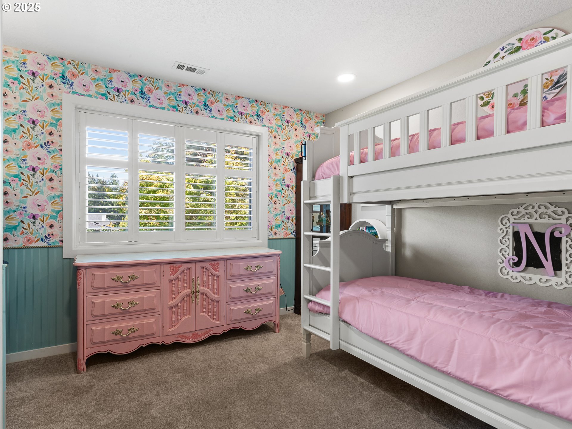 Vancouver, Washington 98686, United States, 4 Bedrooms Bedrooms, ,3 BathroomsBathrooms,Residential,Pending,215942