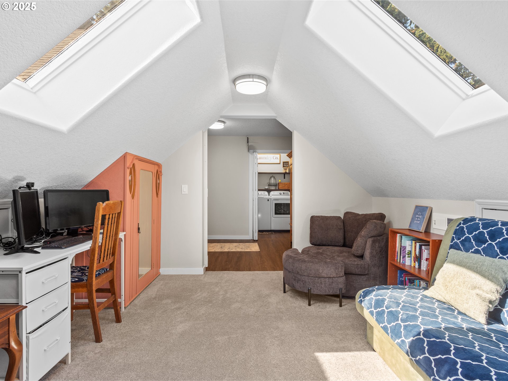 Vancouver, Washington 98686, United States, 4 Bedrooms Bedrooms, ,3 BathroomsBathrooms,Residential,Pending,215942