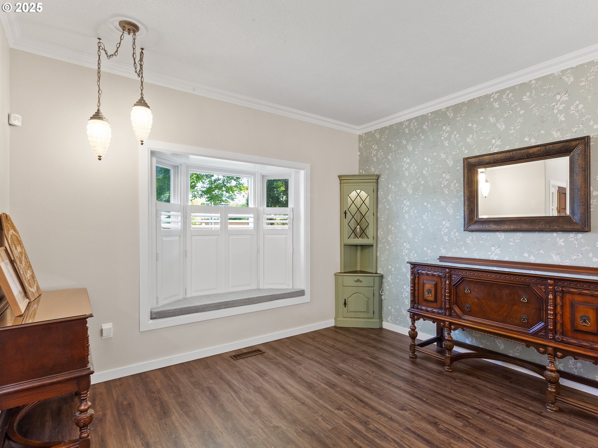 Vancouver, Washington 98686, United States, 4 Bedrooms Bedrooms, ,3 BathroomsBathrooms,Residential,Pending,215942