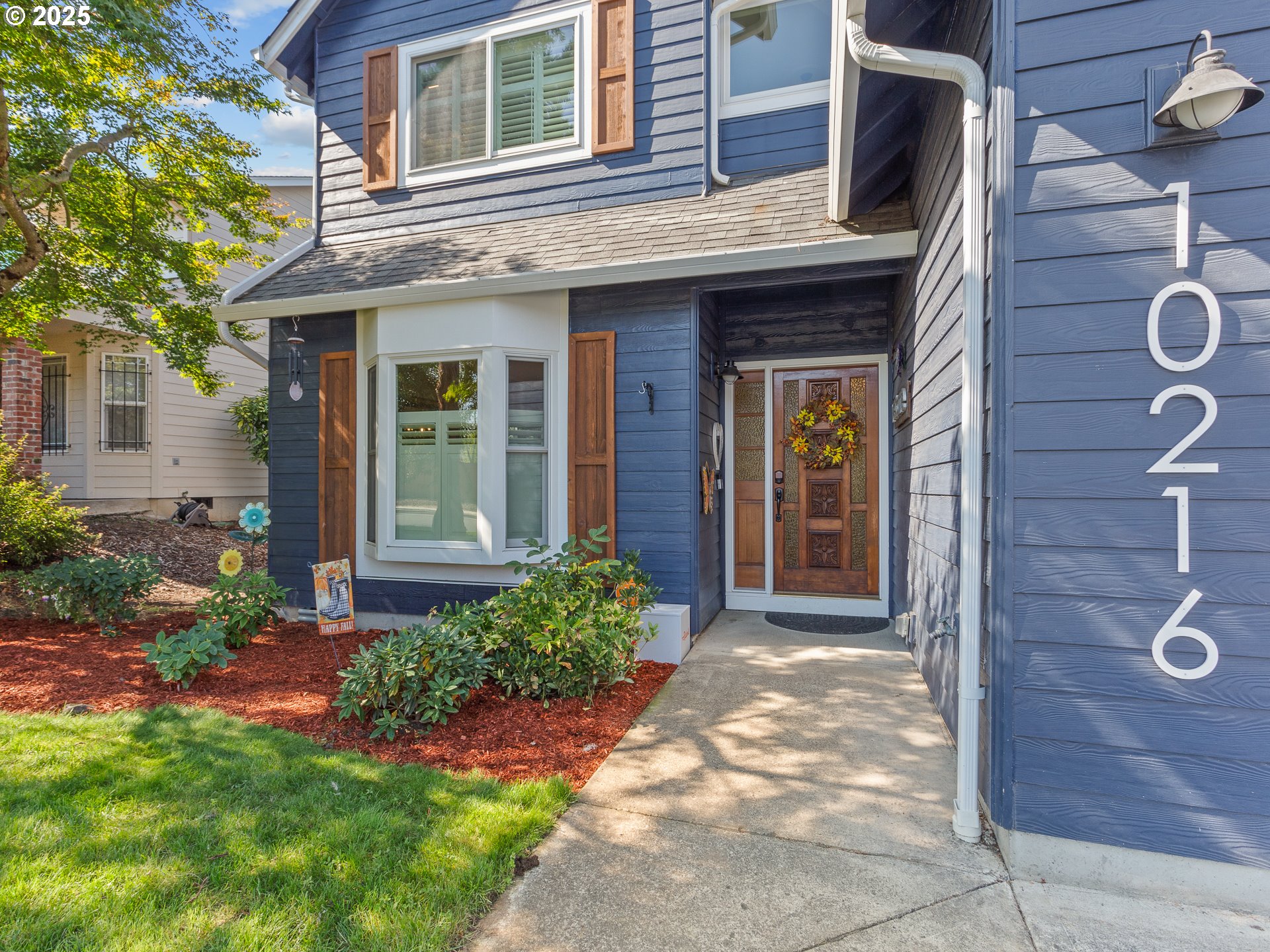 Vancouver, Washington 98686, United States, 4 Bedrooms Bedrooms, ,3 BathroomsBathrooms,Residential,Pending,215942