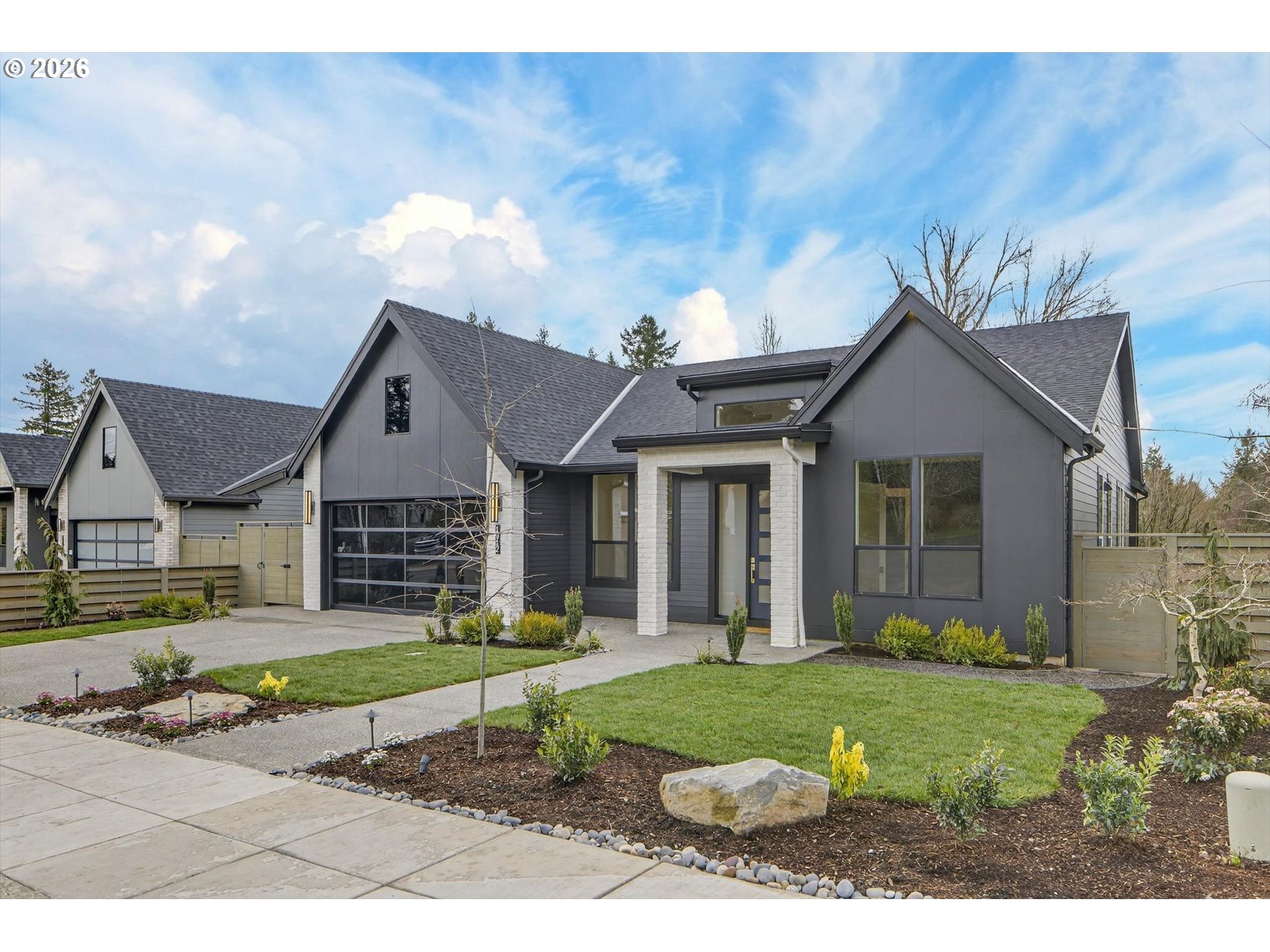 1912 SW DICKINSON LN