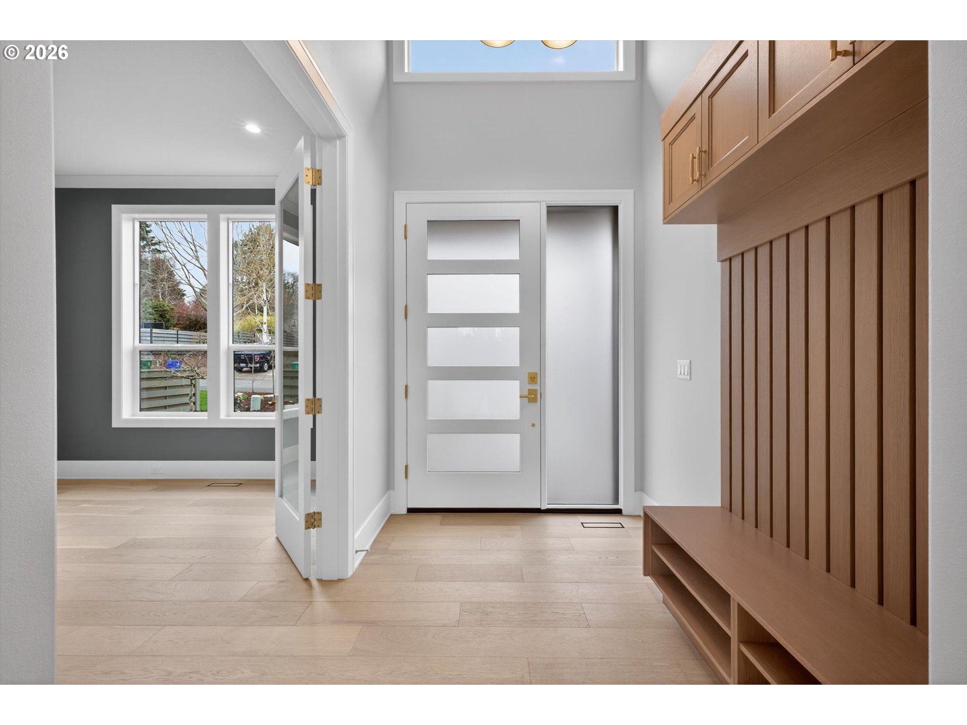 1912 SW DICKINSON LN