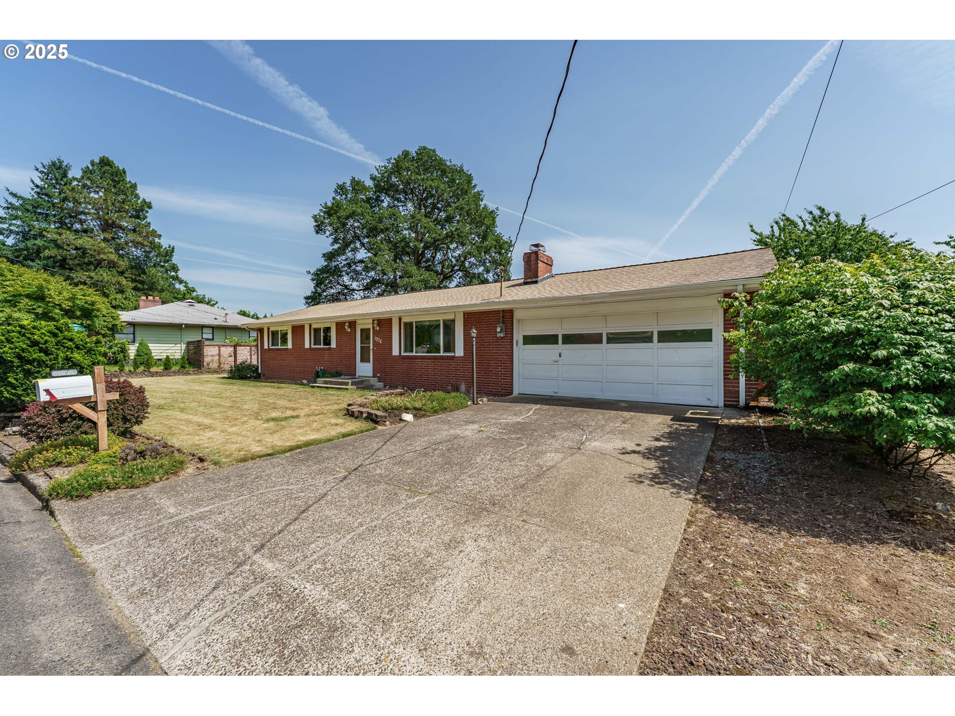 1938 NW SIERRA LN