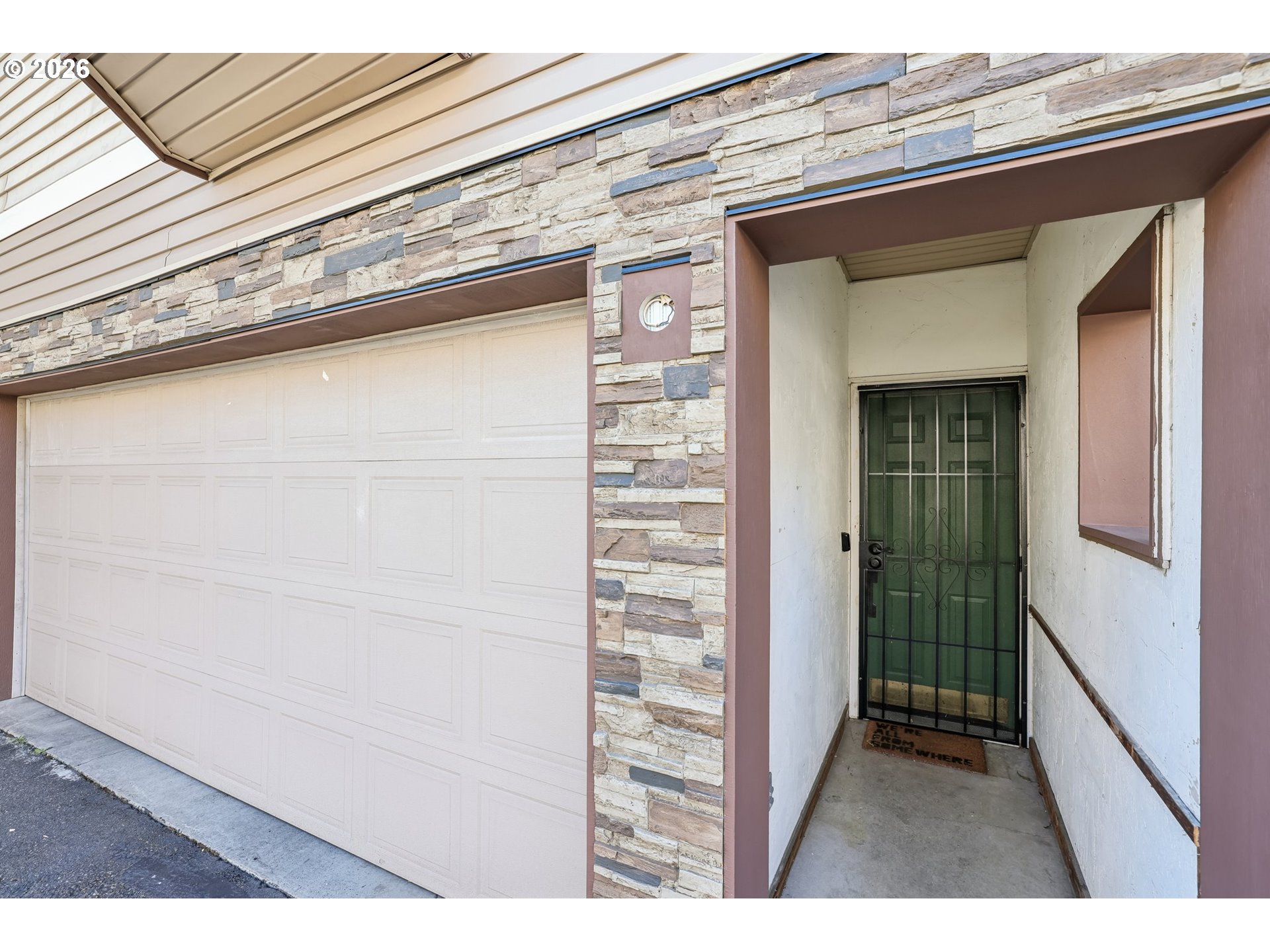 12142 NE FREMONT ST 11