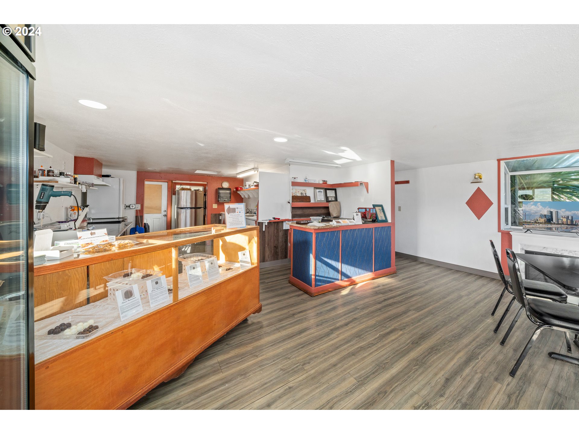 Garibaldi, Oregon 97118, United States, ,Commercial,Active,54898