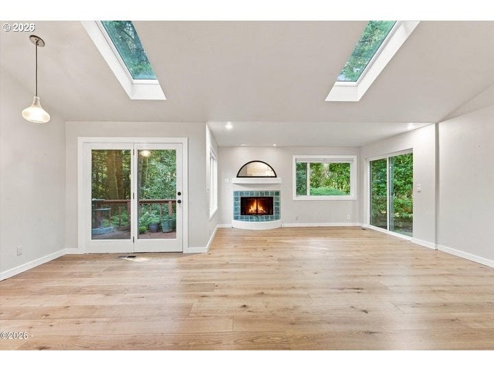 194 SW THE PINES DR
