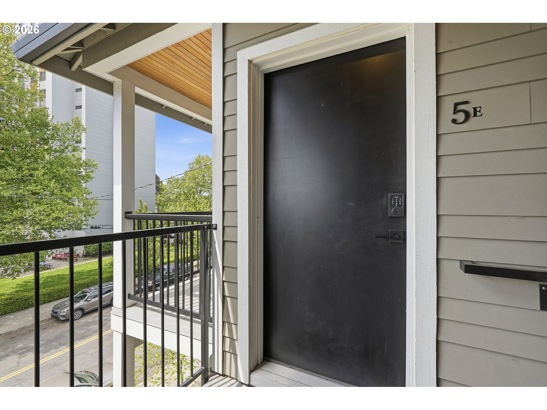 1616 NE 45TH AVE 5E