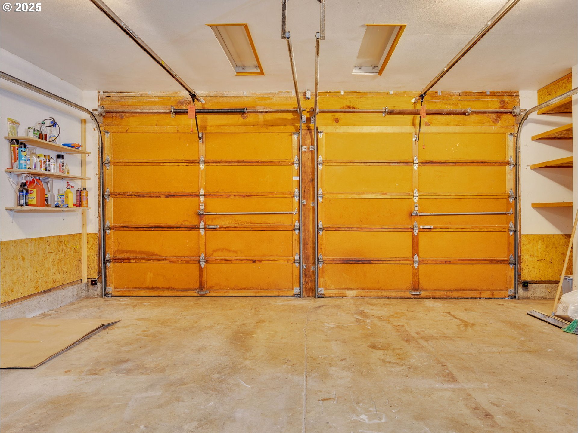 Portland, Oregon 97236, United States, 3 Bedrooms Bedrooms, ,1 BathroomBathrooms,Residential,Active,254249