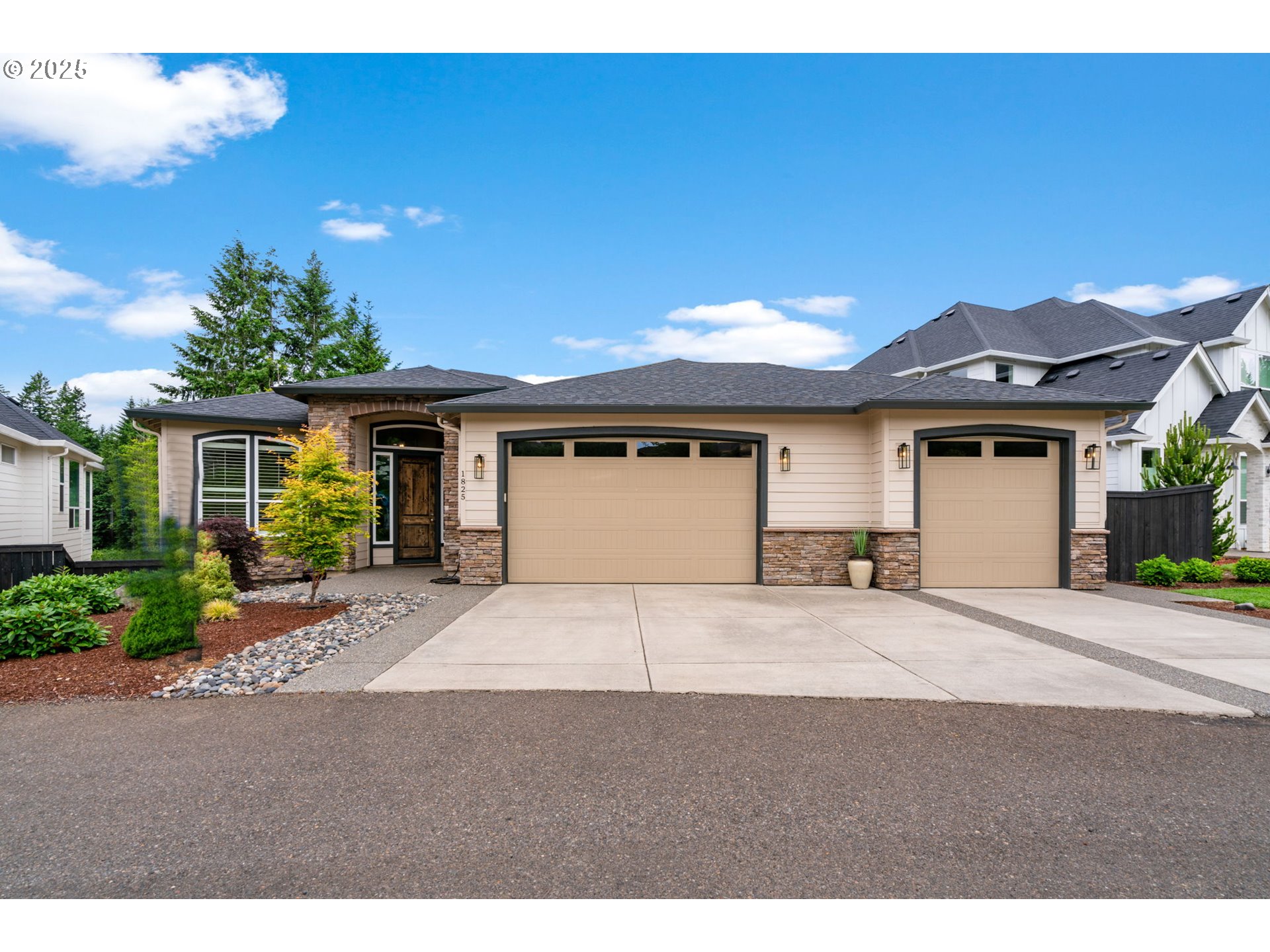 1825 NW TANNER CT