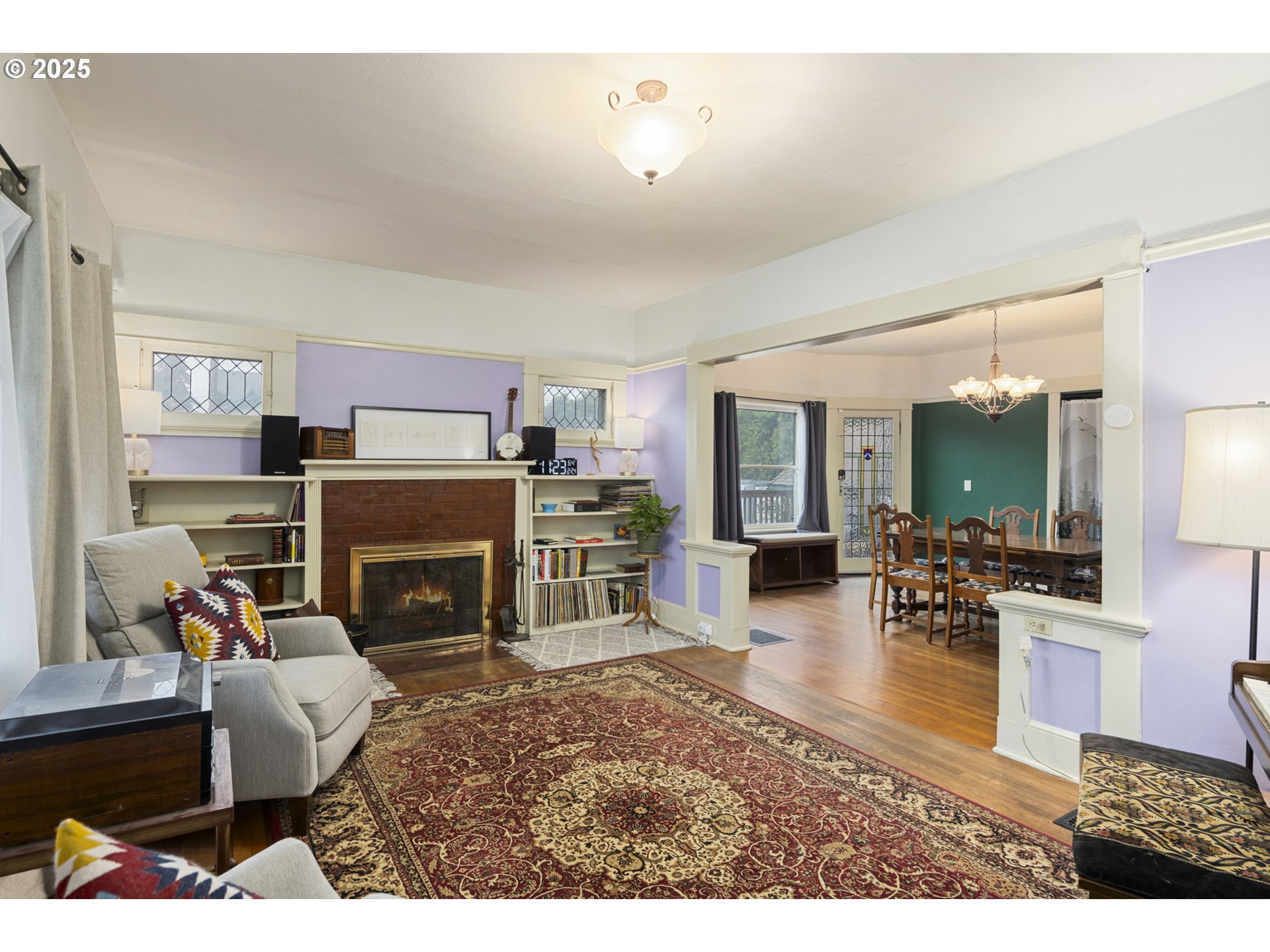 3105 SE WASHINGTON ST