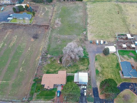 A home in Hermiston