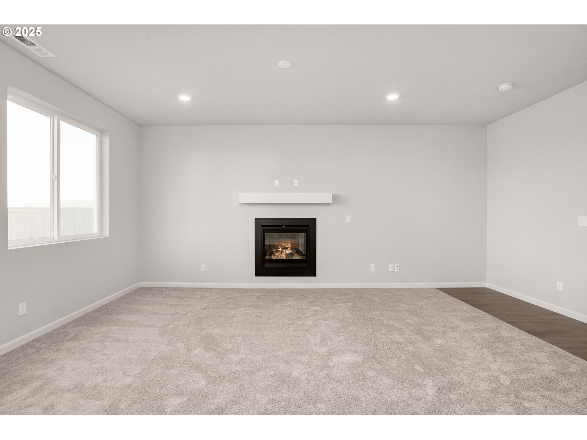 942 Legacy LN