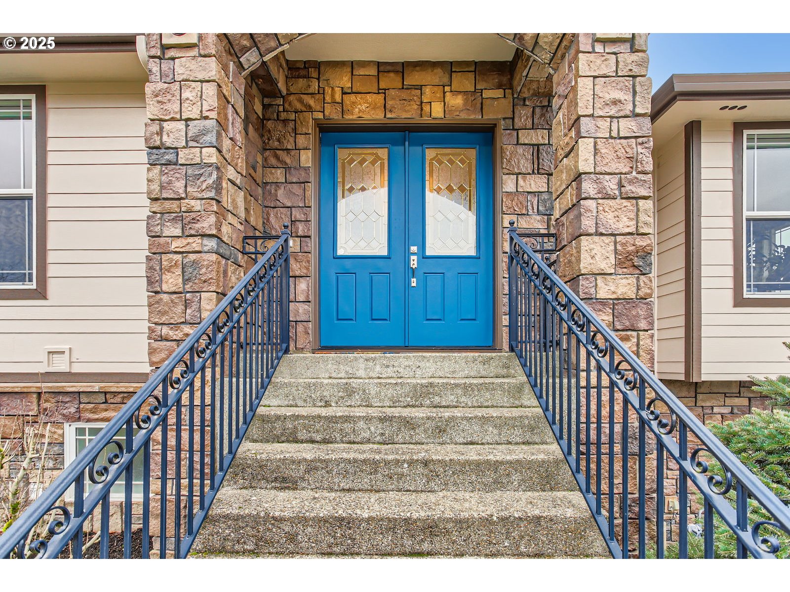 1543 SW WALTERS LOOP