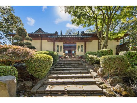 1900 TWIN POINTS RD Lake Oswego OR 97034