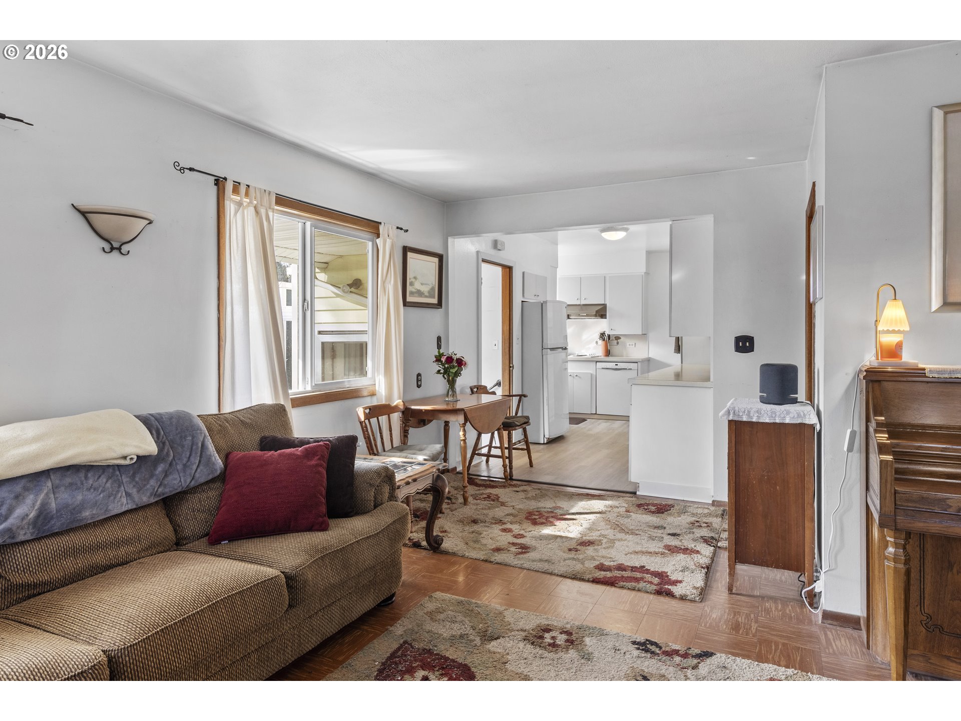 6108 SE MILWAUKIE AVE