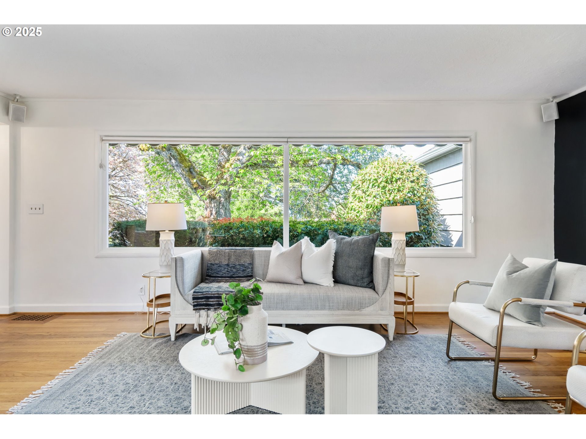 8075 SW VALLEY VIEW CT