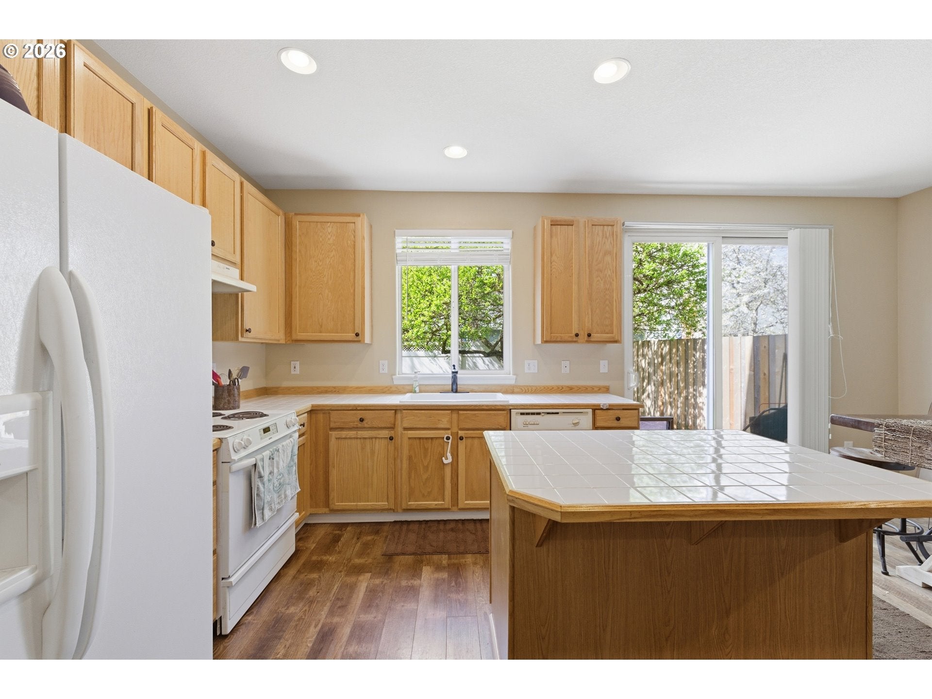 3223 SW 179TH TER