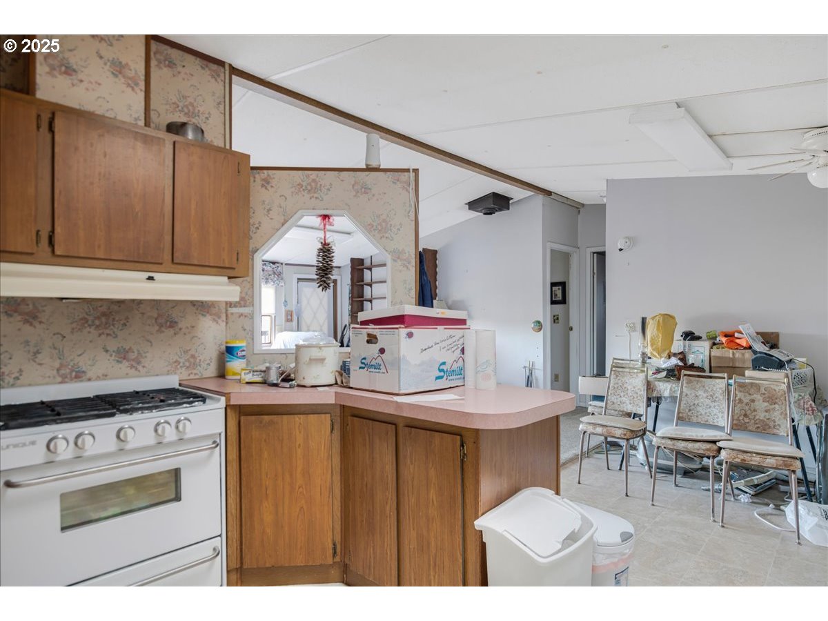 Yamhill, Oregon 97148, United States, 3 Bedrooms Bedrooms, ,2 BathroomsBathrooms,Residential,Active,4519