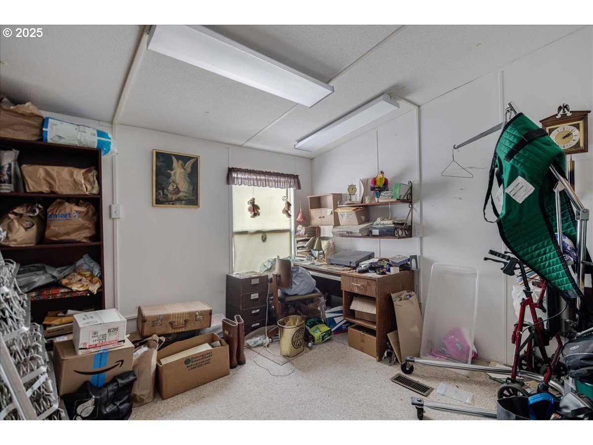 Yamhill, Oregon 97148, United States, 3 Bedrooms Bedrooms, ,2 BathroomsBathrooms,Residential,Active,4519