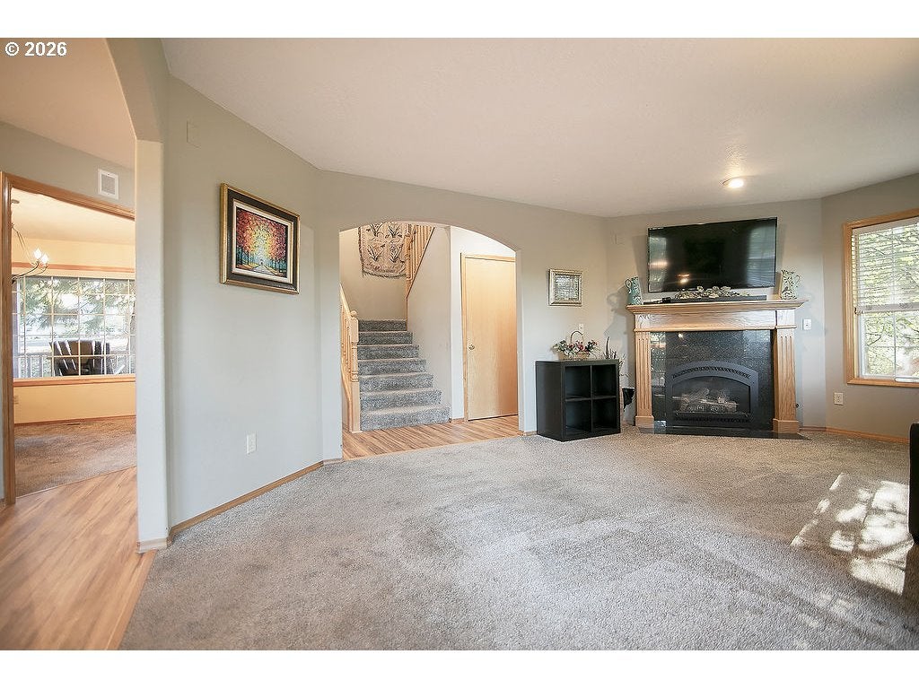 130 MOSSWOOD LN
