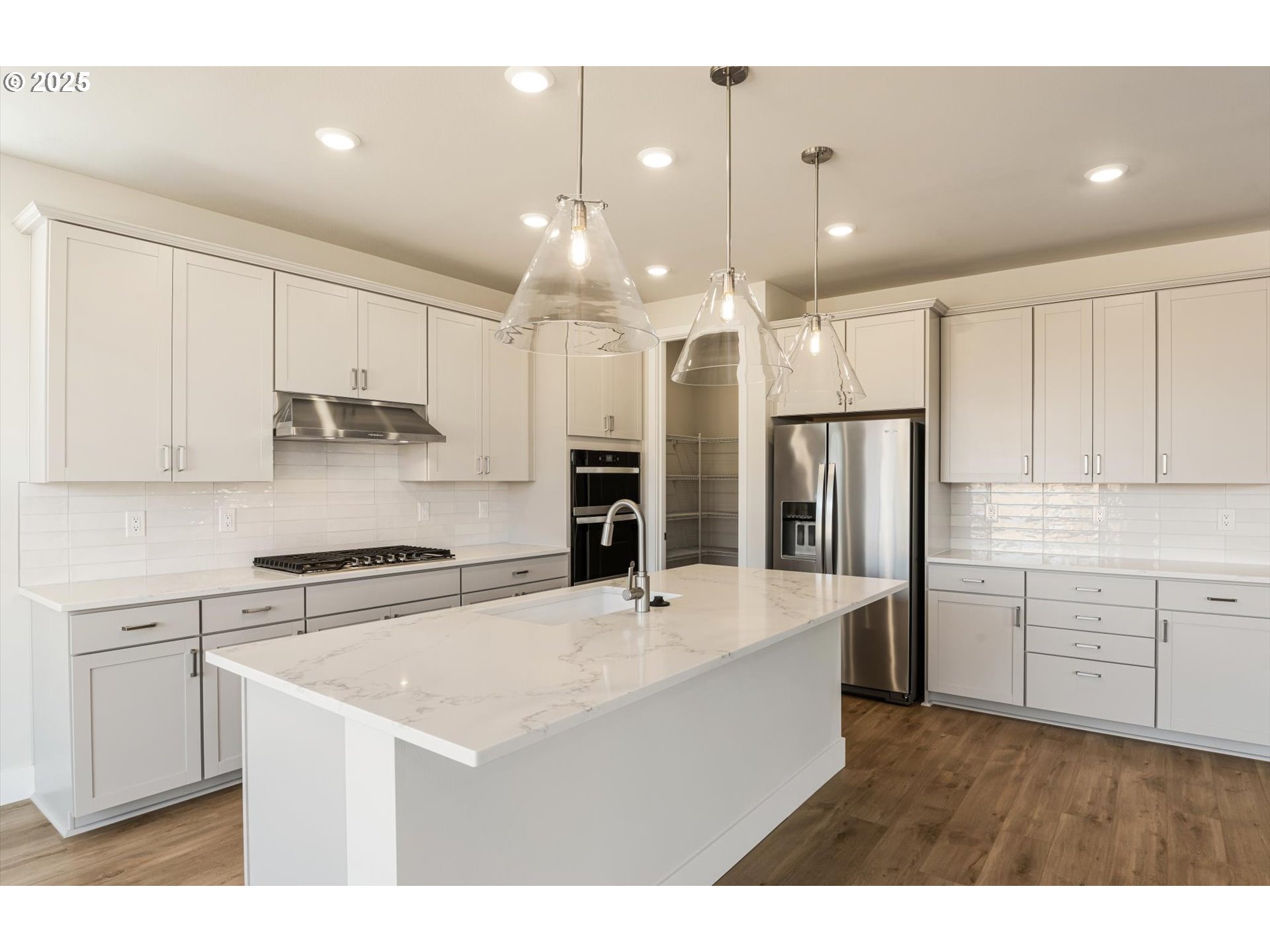27262 SW Marigold TER