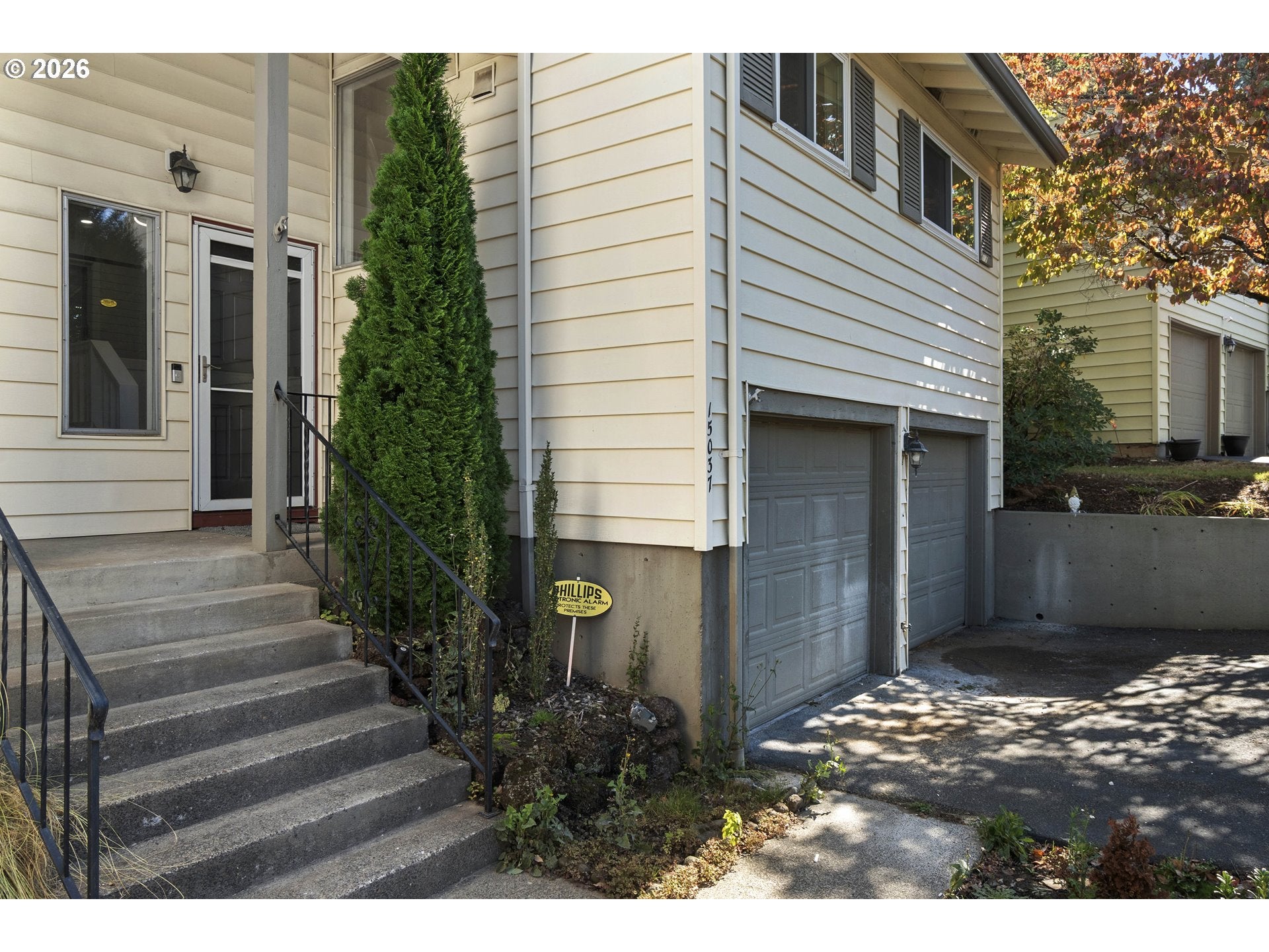 15037 NE SISKIYOU CT