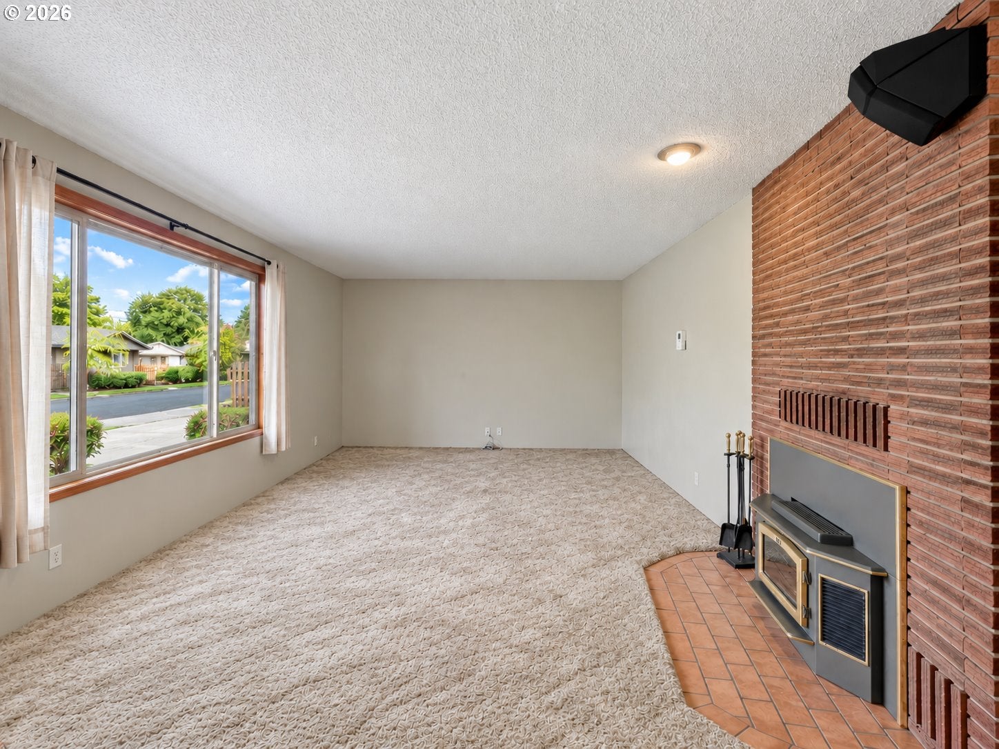 125 NW 11TH AVE
