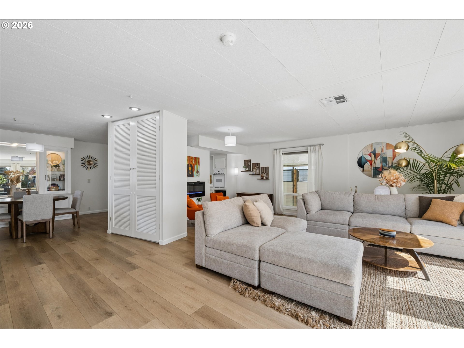 1800 LAKEWOOD CT 47
