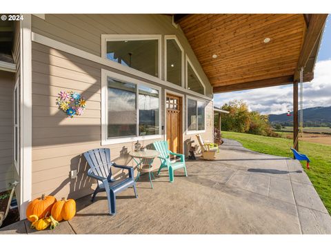 A home in Myrtle Creek