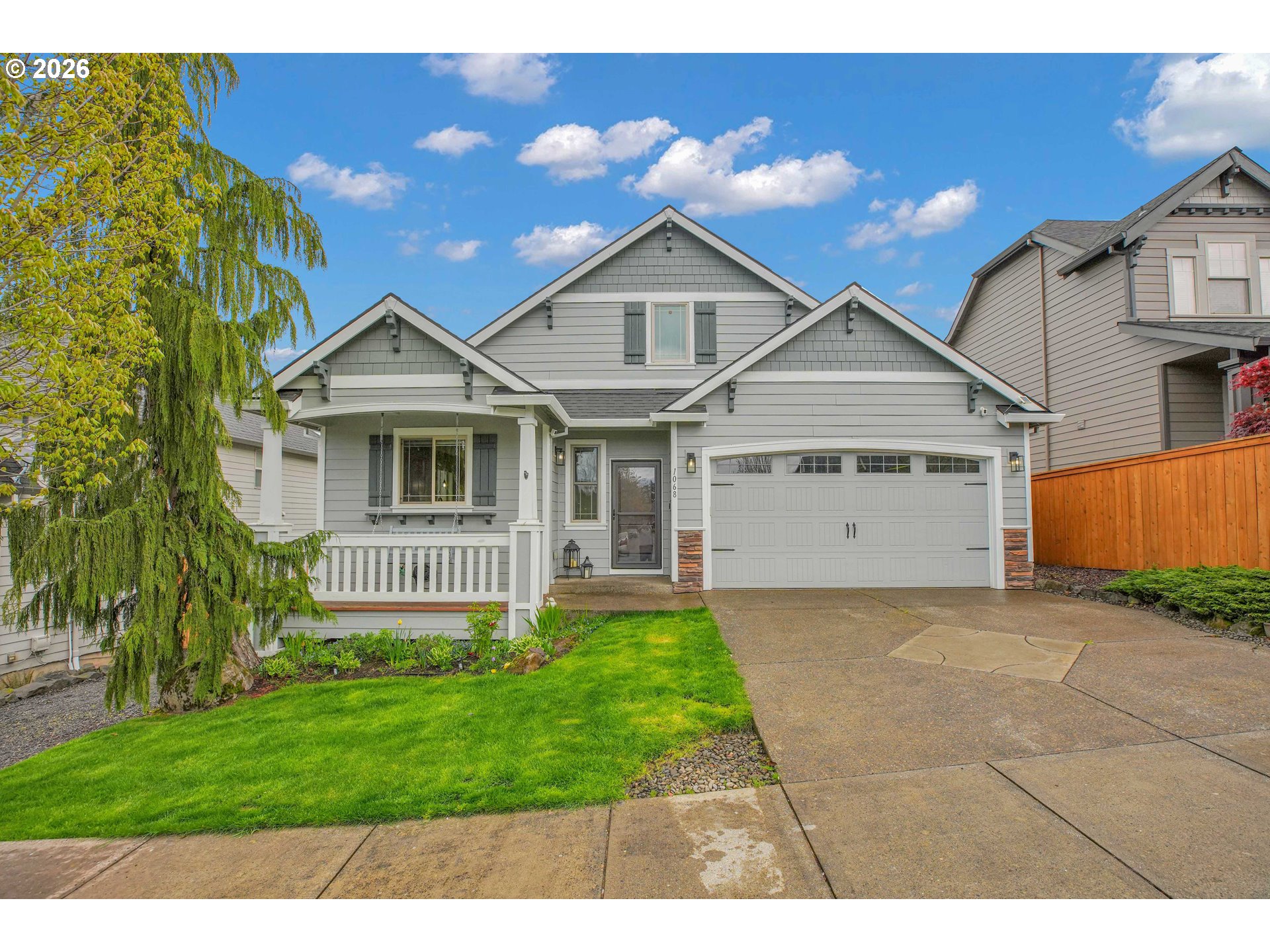 1068 SE KINGFISHER LN