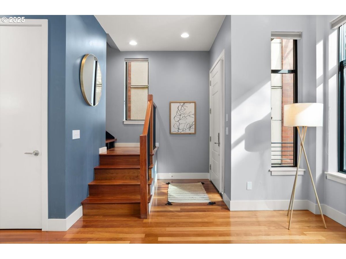 1622 NW RIVERSCAPE ST