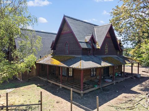 A home in Newberg