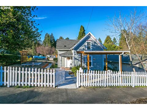 1895 BUCK ST West Linn OR 97068