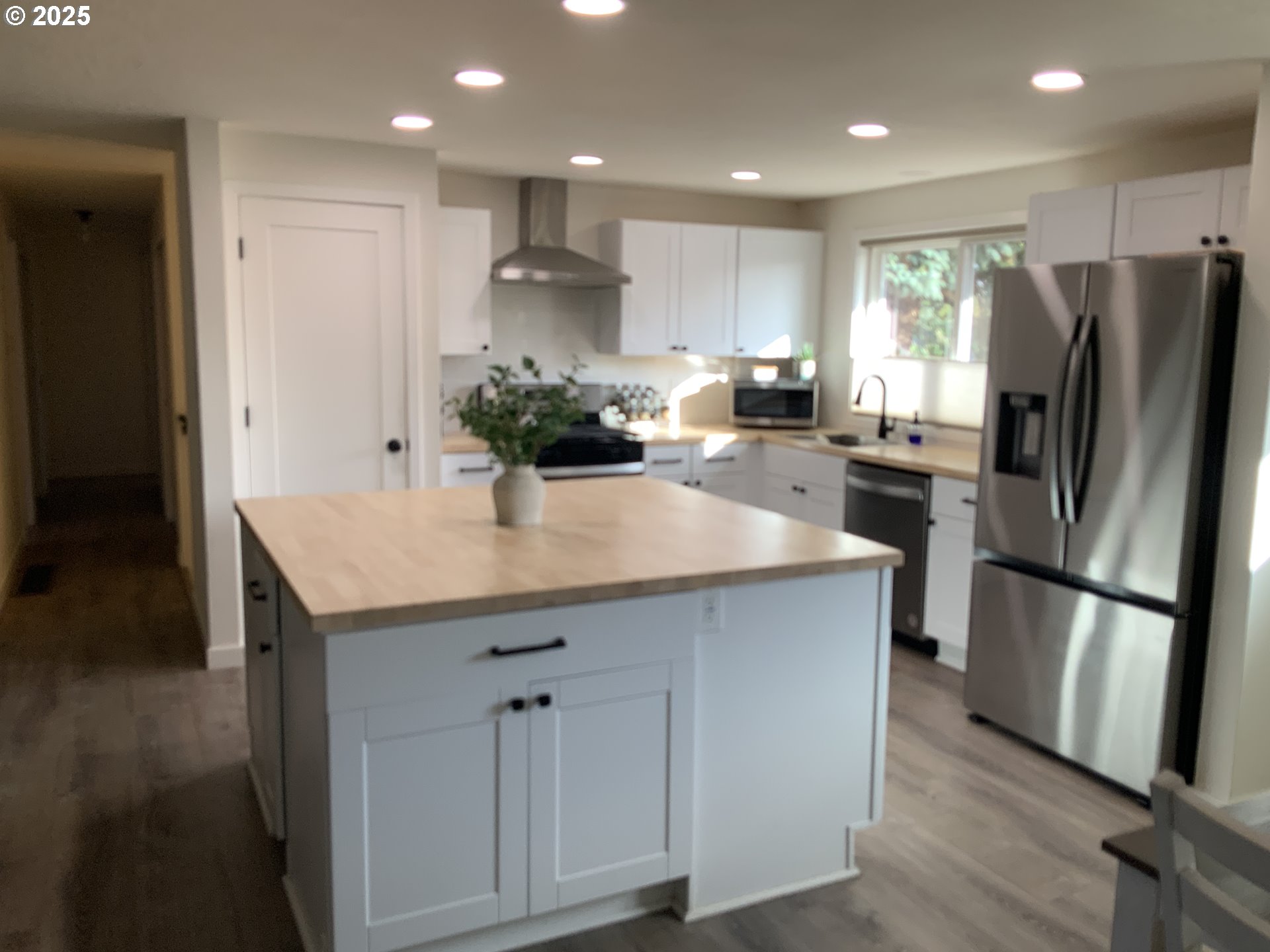 1427 SW 24TH ST
