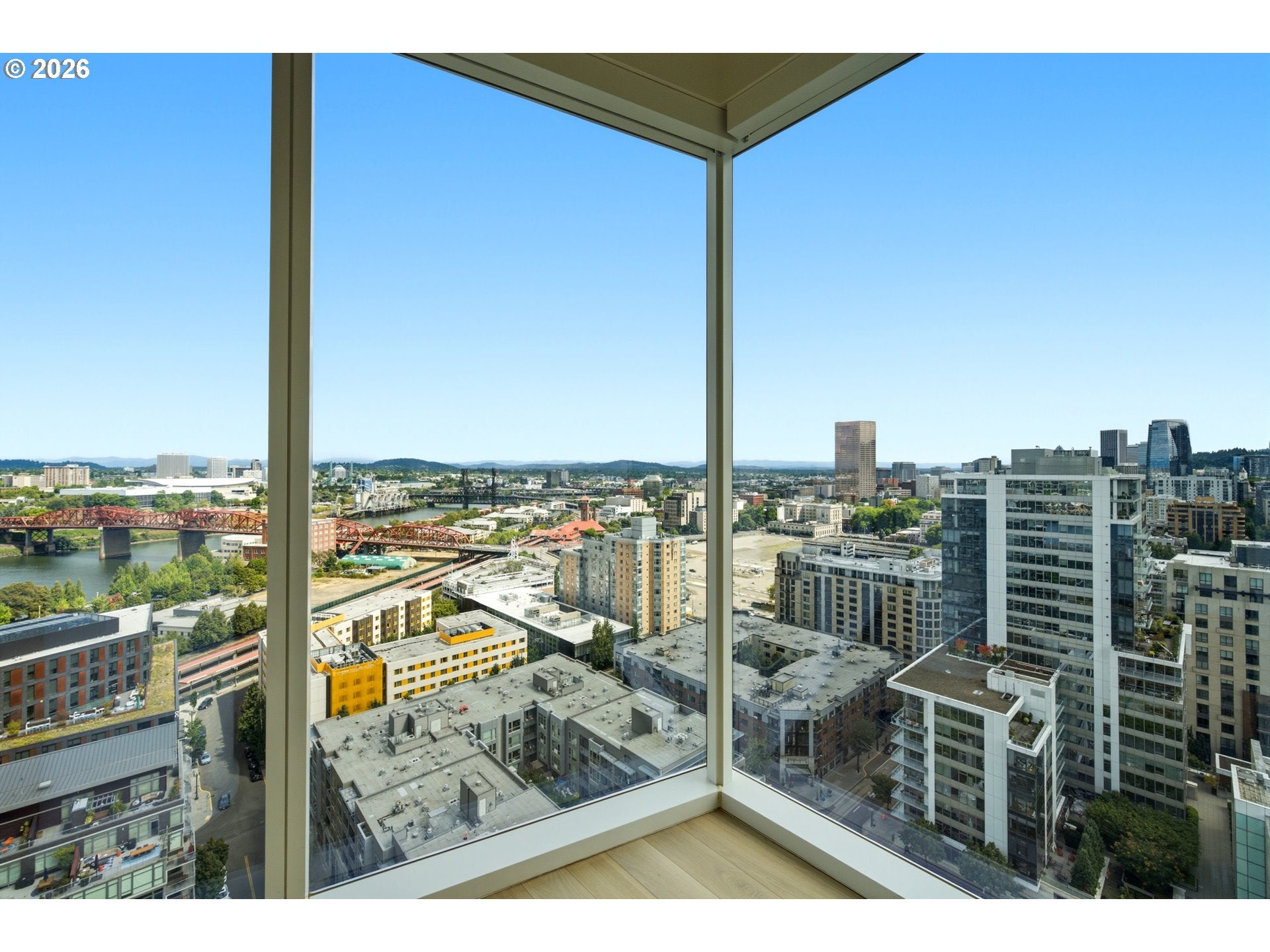 1075 NW NORTHRUP ST 2015