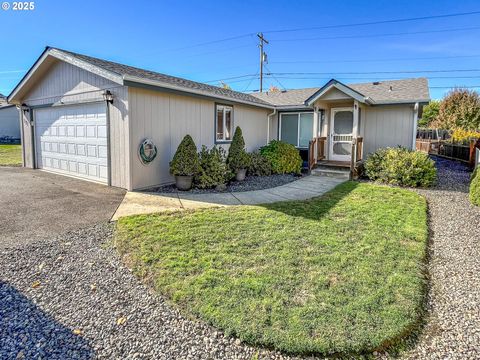 121 MATTHEW LEE CT Roseburg OR 97471